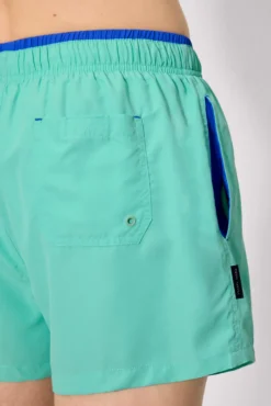 Bañador corto detalle cintura azul