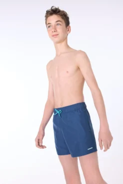 Bañador juvenil corto estampado liso azul