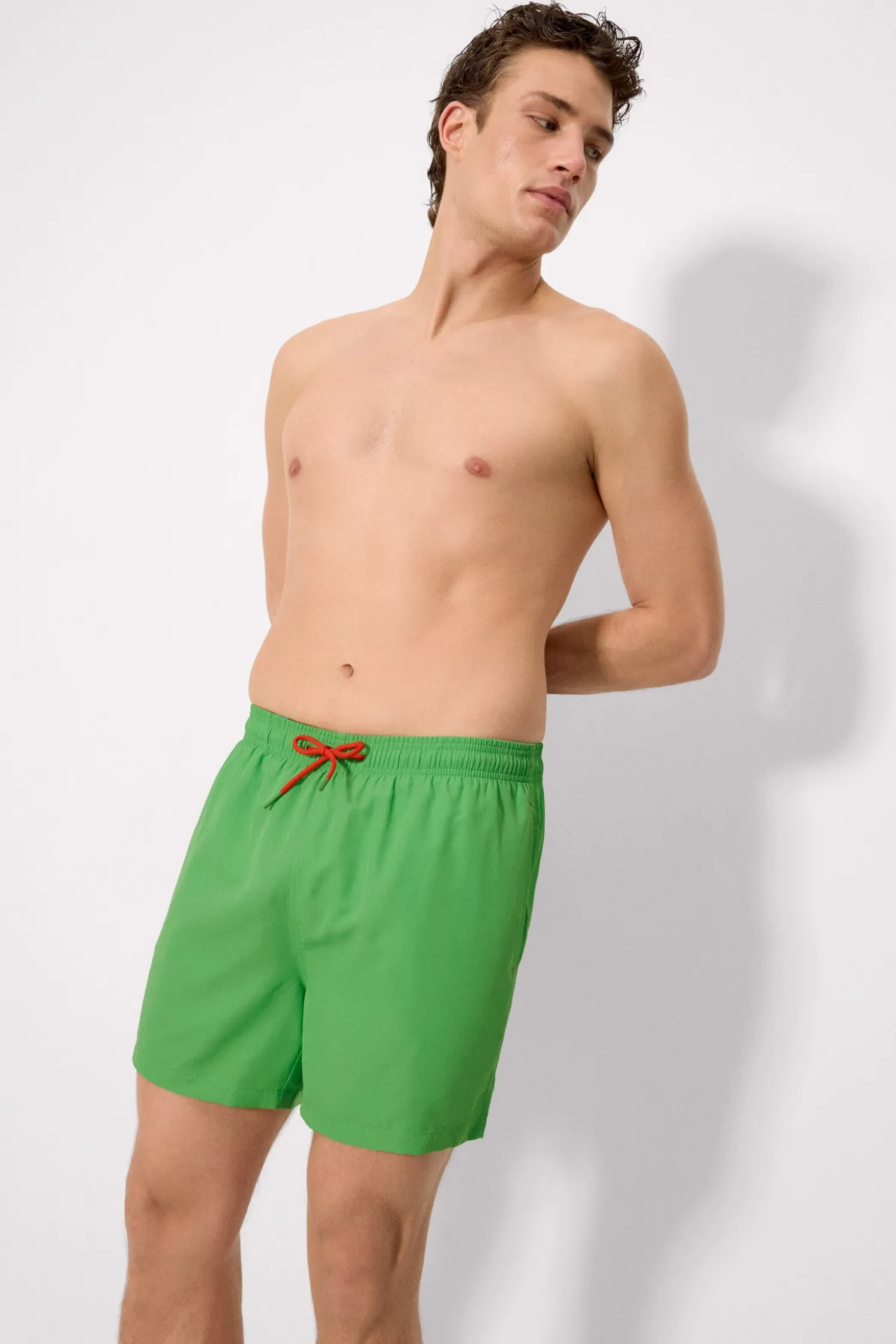 Bañador medio básico verde Sockarrats