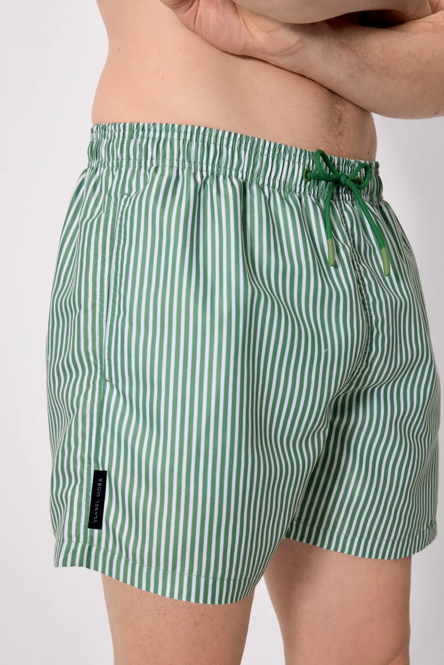 Bañador medio estampado rayas verde