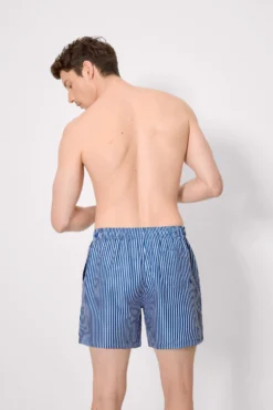 Bañador medio estampado rayas azul