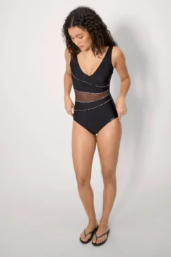 Bañador negro moldeador con tul transparente con brillo negro copa B