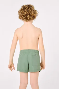 Bañador niño corto liso verde