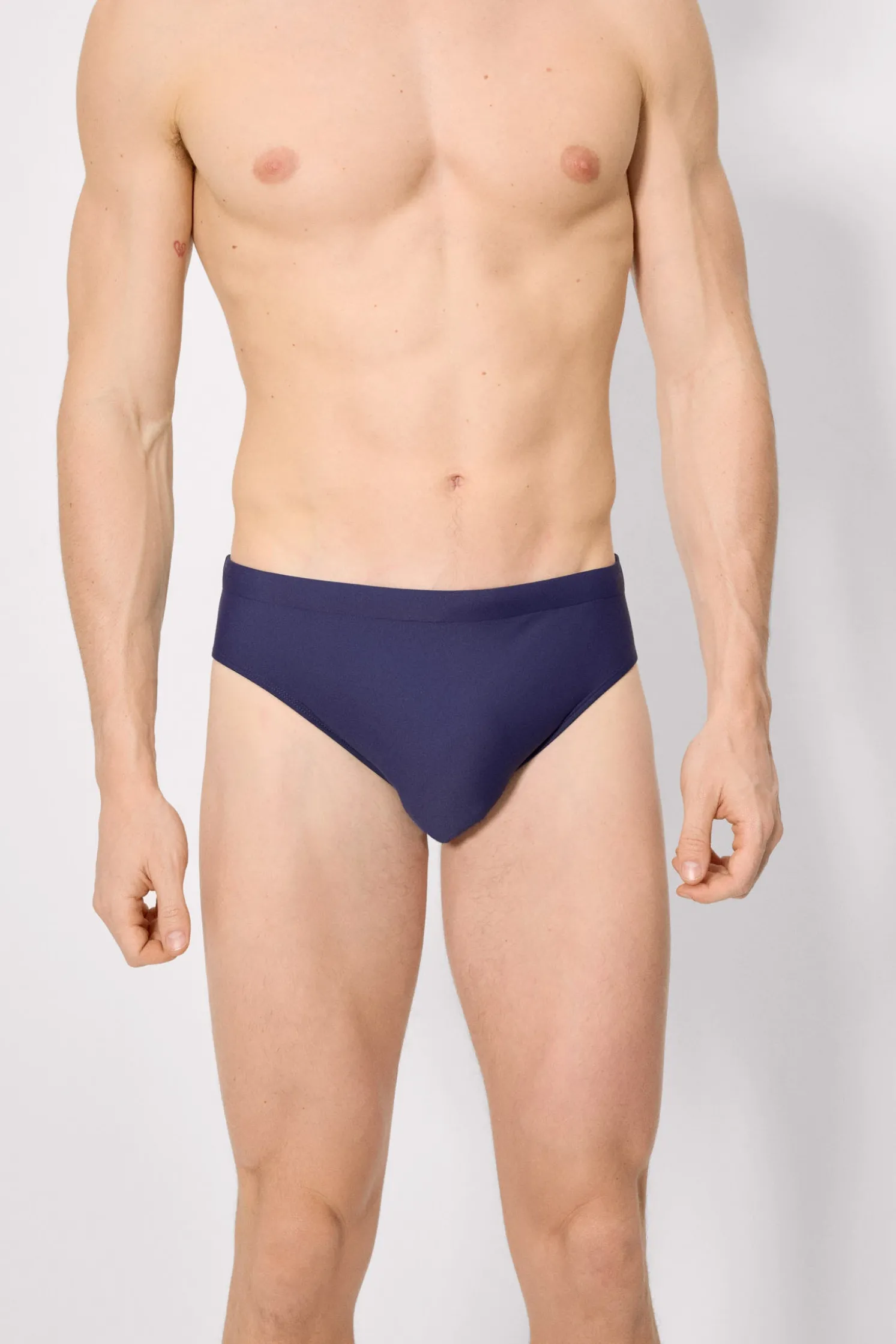 Bañador tipo slip básico marino