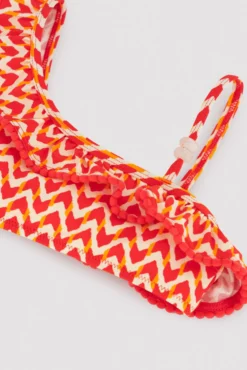 Bikini niña asimétrico detalle volante estampado étnico