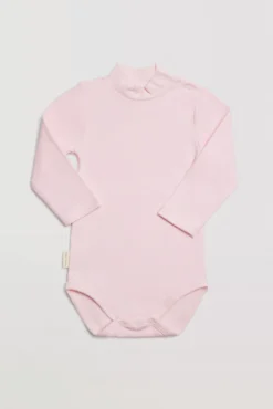 Body bebé básico cuello alto rosa