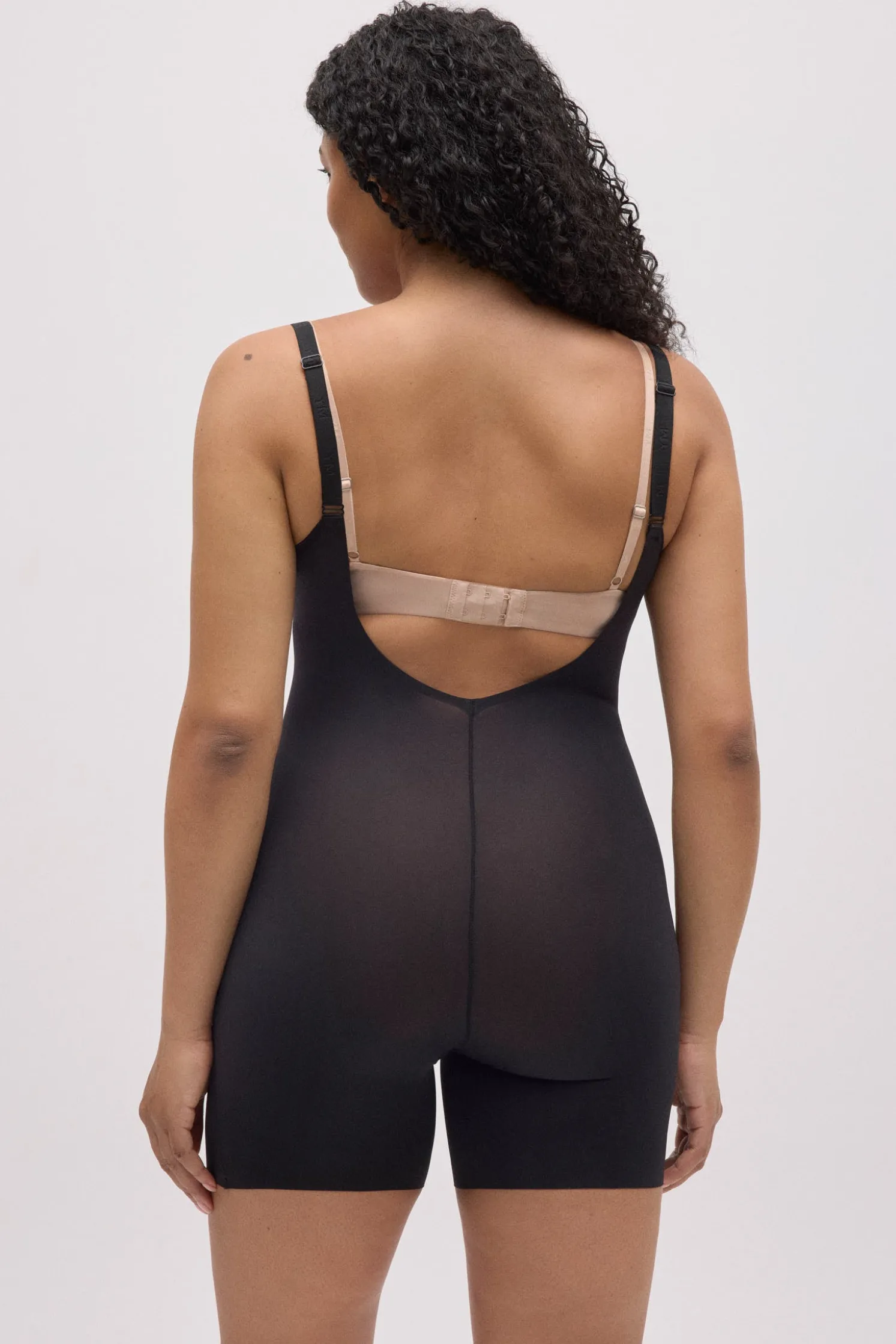 Body-up reductor con abertura acabados invisibles negro