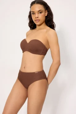 Braga bikini moldeadora midi tejido calado marrón