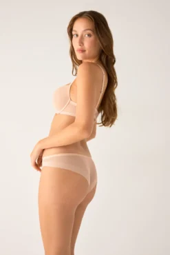 Braga brasileña nomarks nude | Paula Echevarría