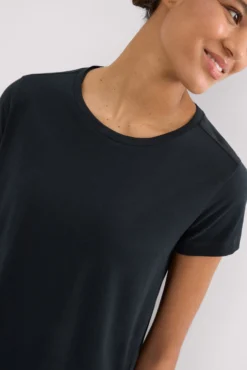 Camiseta algodón básica estilo deportivo negro