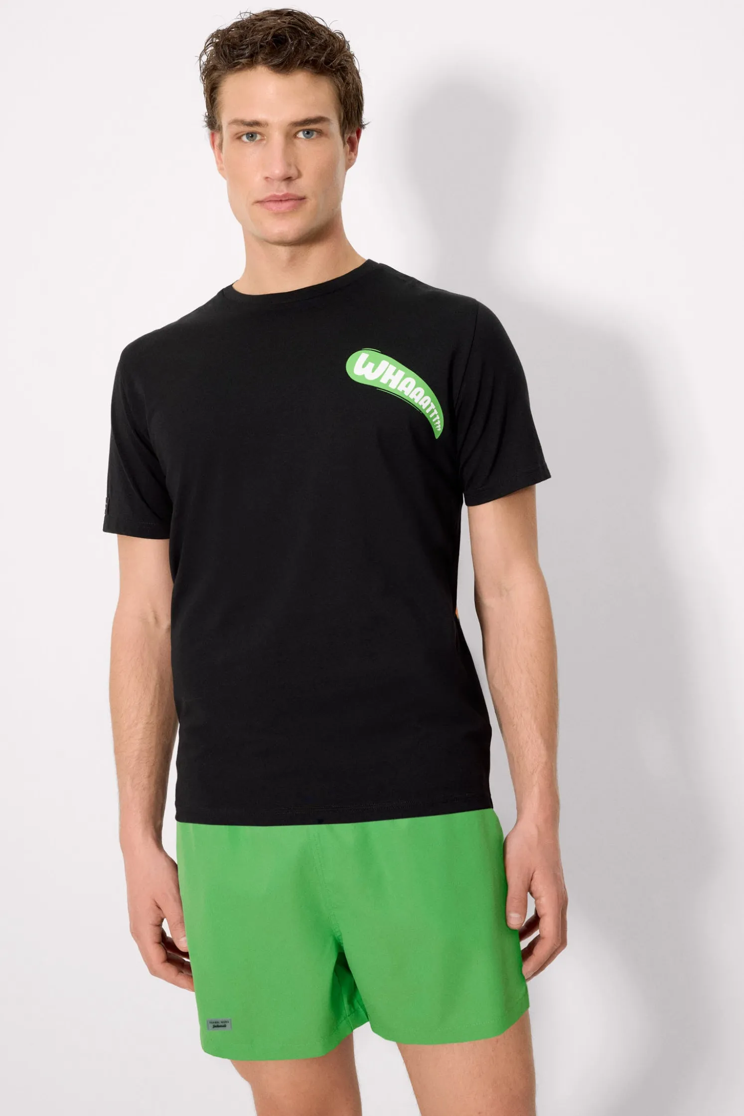 Camiseta manga corta estampado monstruos negro