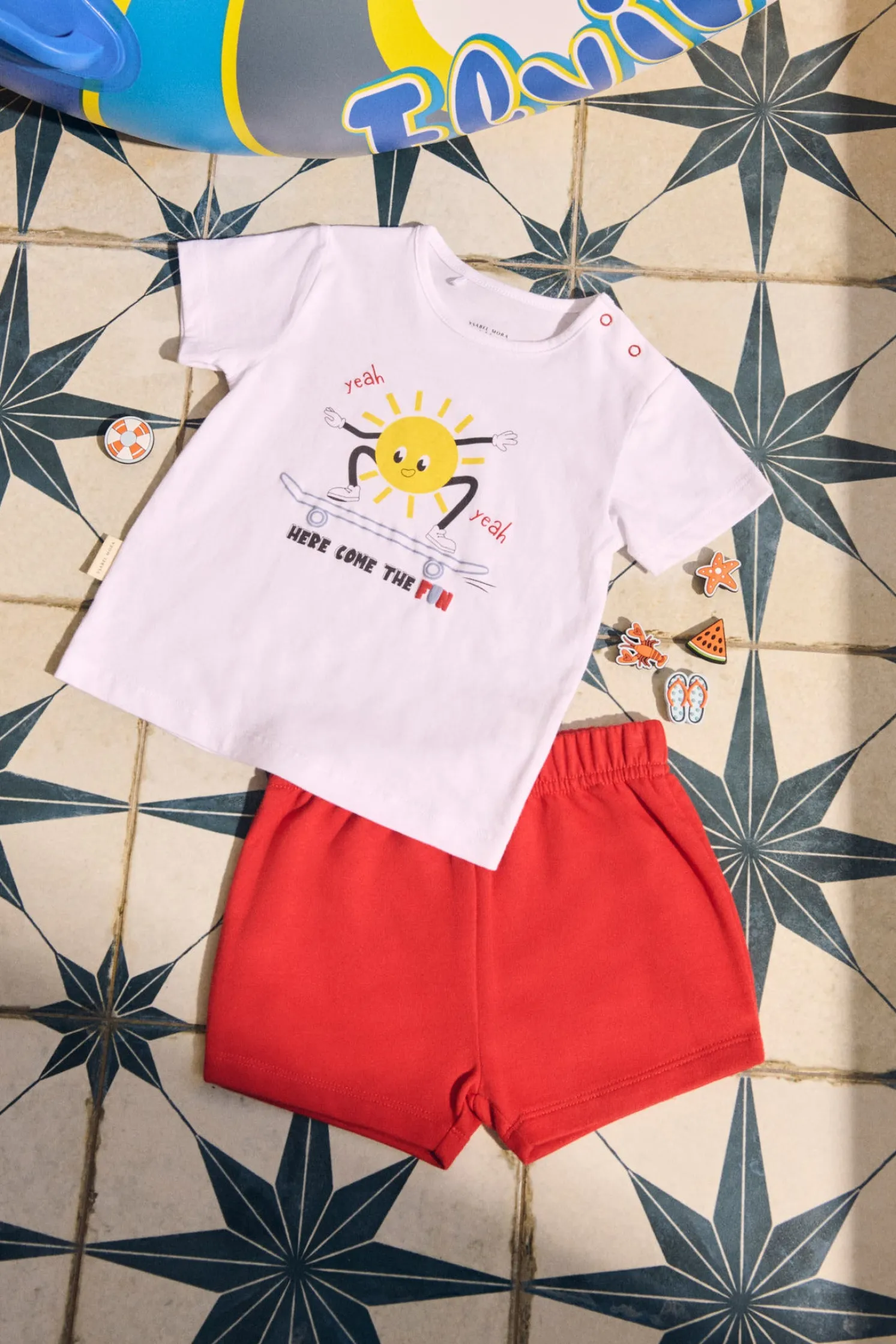 Conjunto bebé manga corta Here come the fun