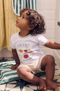 Conjunto bebé verano camiseta y pantalón corto