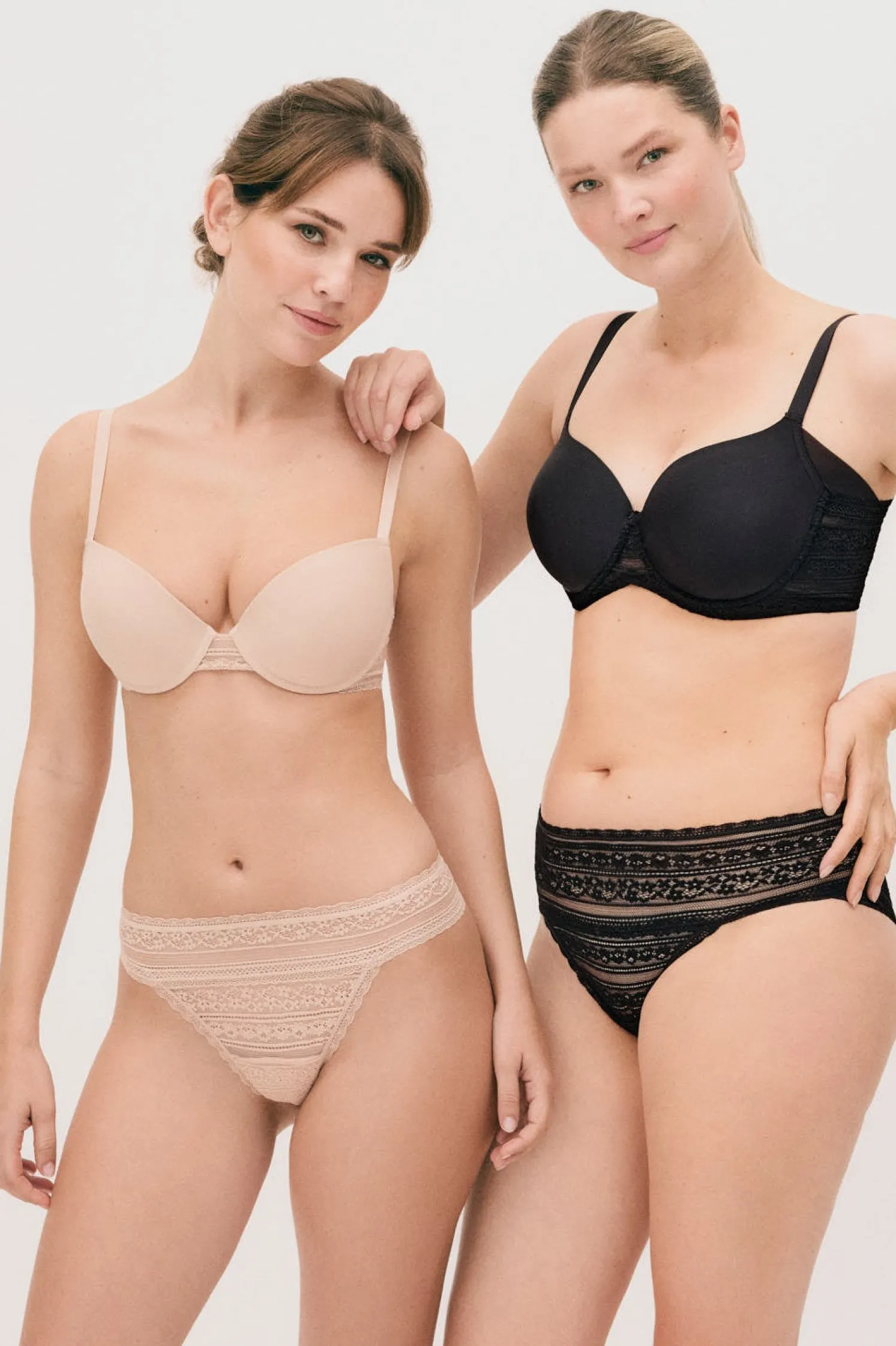 Conjunto interior lencero sujetador con aro con relleno y braga mini nude