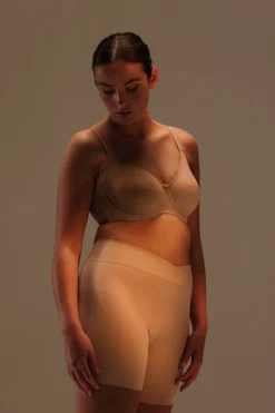 Culotte antirroce elástico nude