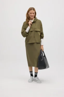 Falda midi fluida verde