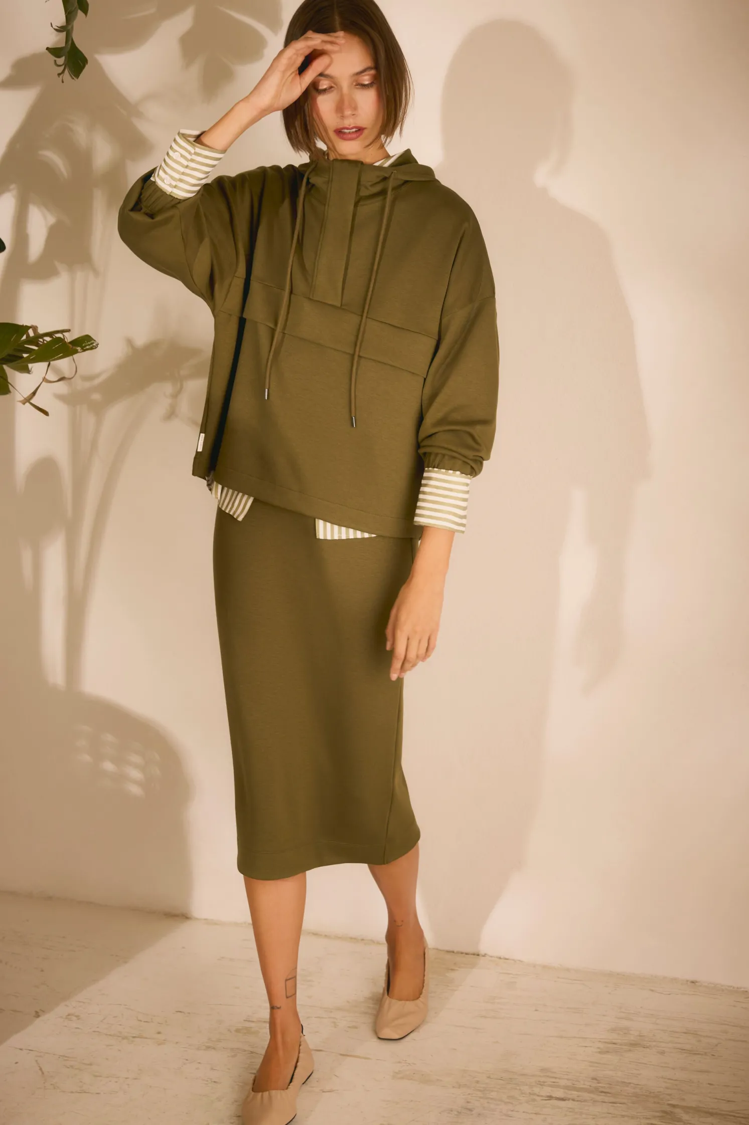 Falda midi fluida verde