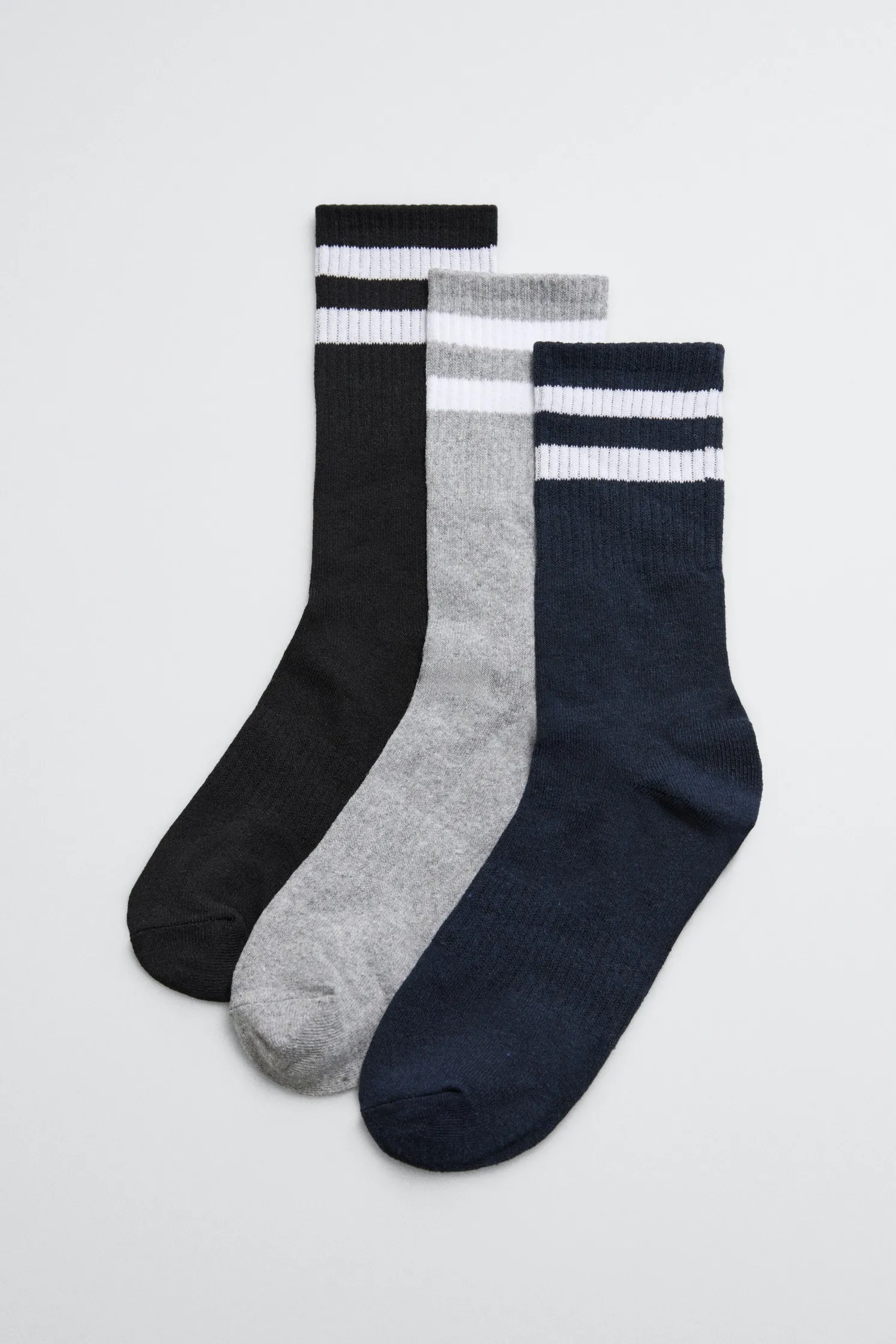 Pack 3 calcetines deportivos puño a rayas tonos oscuros