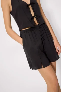 Pantalón corto ligero negro