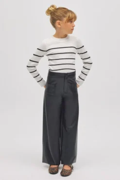 Pantalón niña efecto piel ancho negro