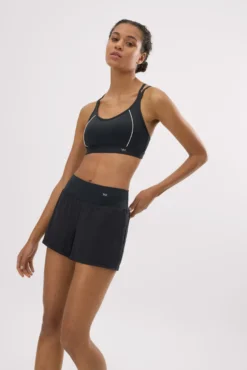Pantalones deportivos cortos Compressive con short y bolsillo interior