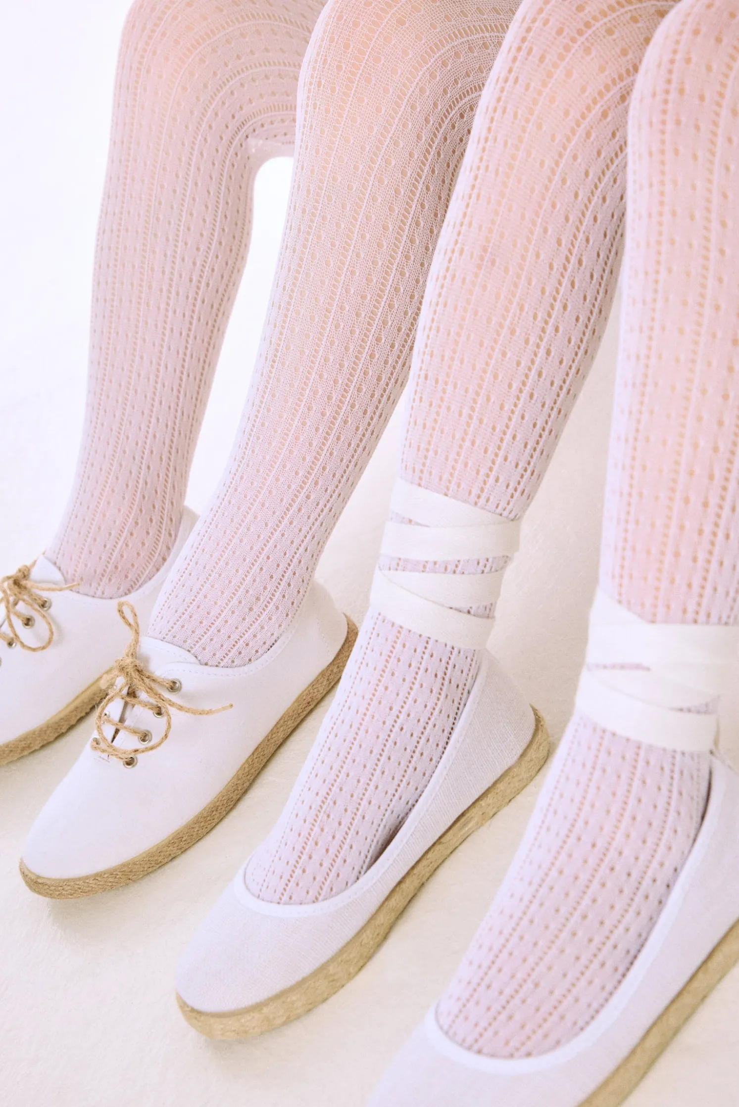 Panty infantil calado blanco