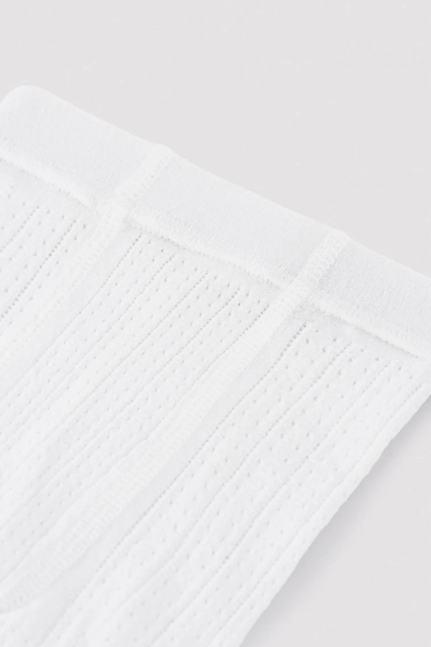 Panty infantil calado blanco
