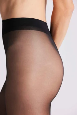 Panty puntera invisible 15 denier negro