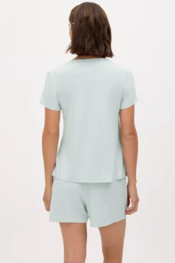 Pijama ligero camiseta manga corta y pantalón corto verde