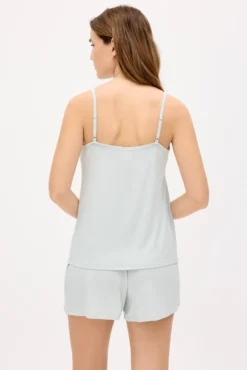 Pijama ligero camiseta tirantes y pantalón corto verde