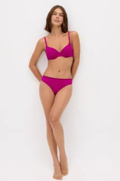 Sujetador con aro con relleno contorno con encaje fucsia