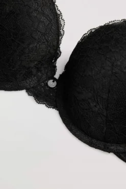Sujetador push-up encaje negro