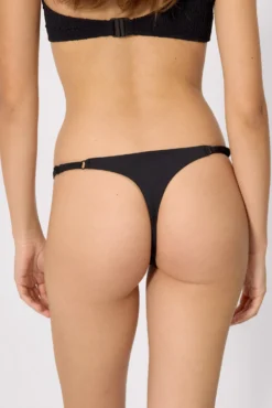 Tanga bikini básico negro