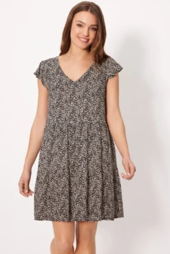 Vestido corto ancho estampado