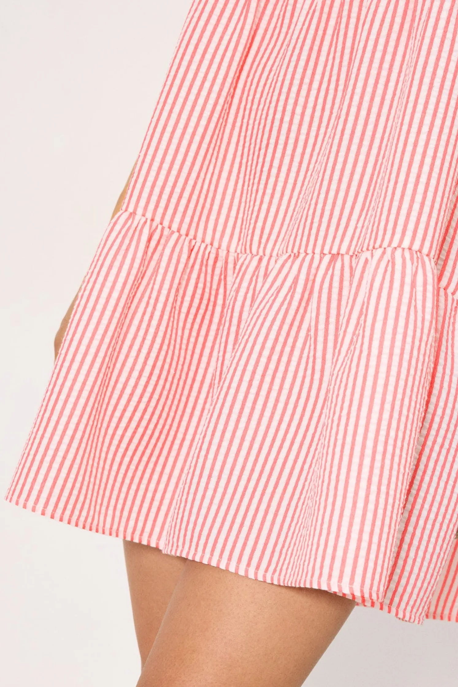 Vestido corto paneles bambula rayas rosa