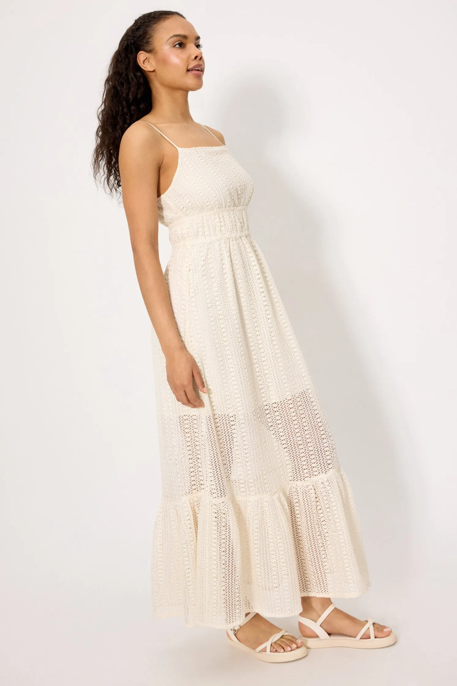 Vestido largo calado con forro interior marfil