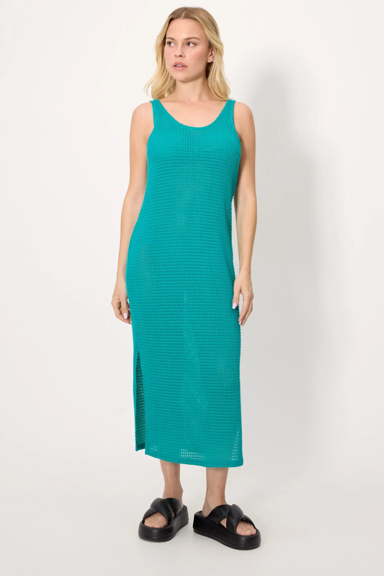 Vestido largo calado tirantes turquesa