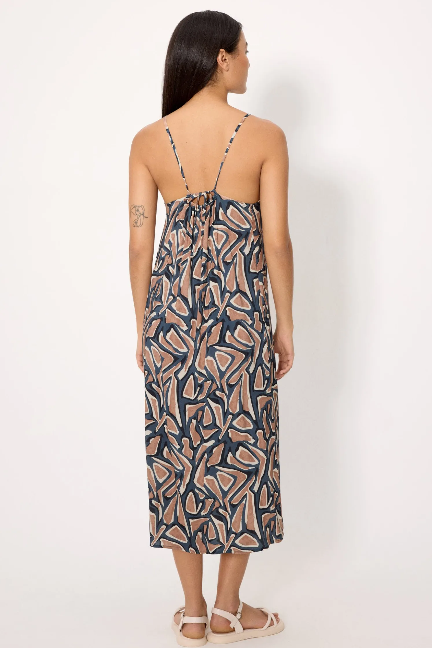 Vestido largo tirantes estampado